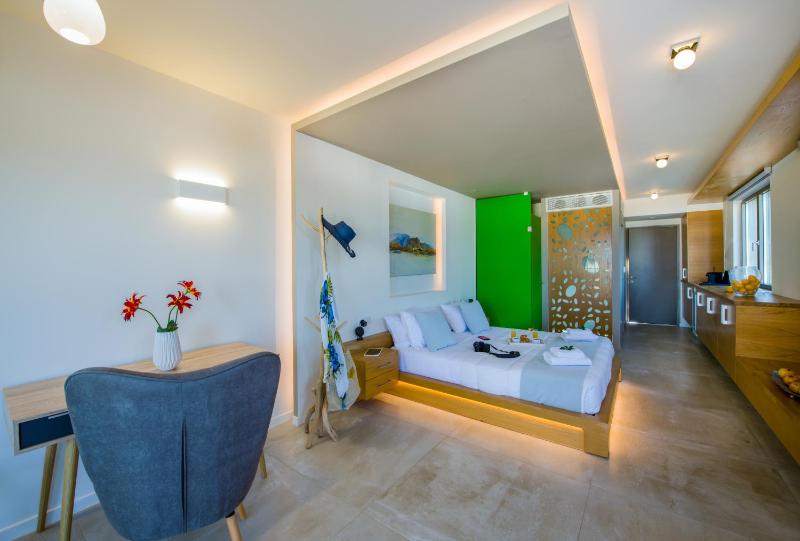 Superior Suite with Sea View image 3