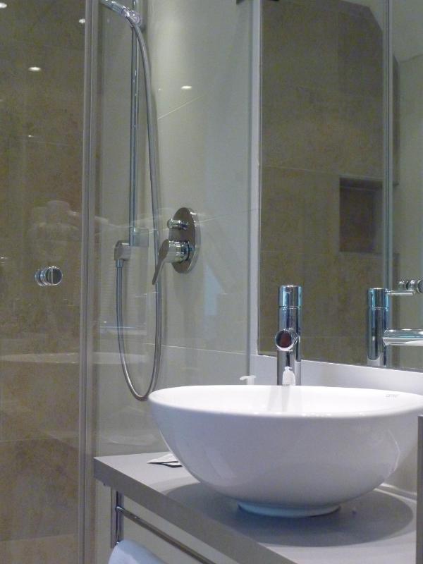 Two-Bedroom Suite image 4
