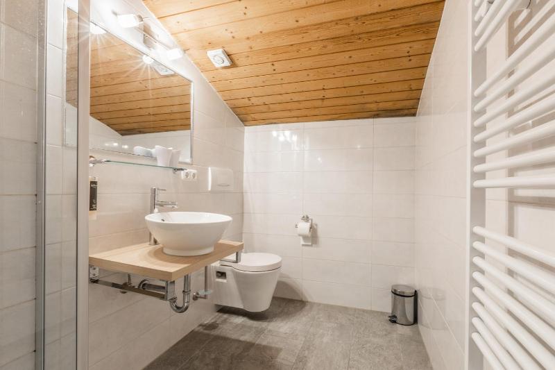 Studio Apartment (4 Adults) with Balcony image 2