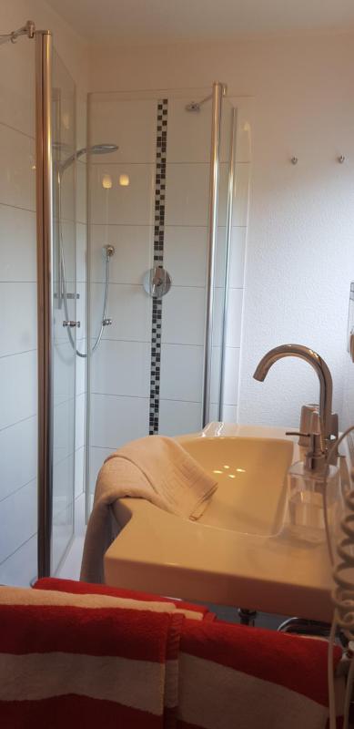 One-Bedroom Apartment - Annex image 2
