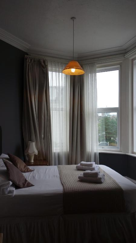 Kensington Hotel - image 7