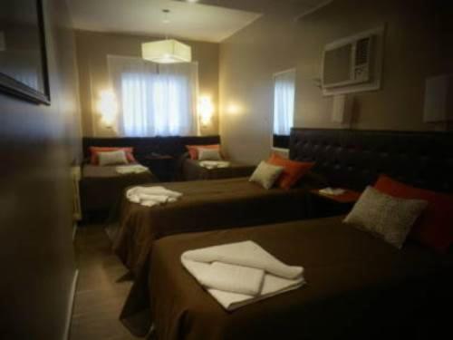 Hotel Petit - image 10