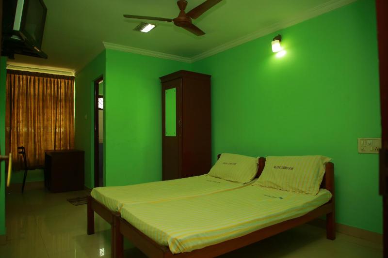 KALATHIL TOURIST HOME - image 8