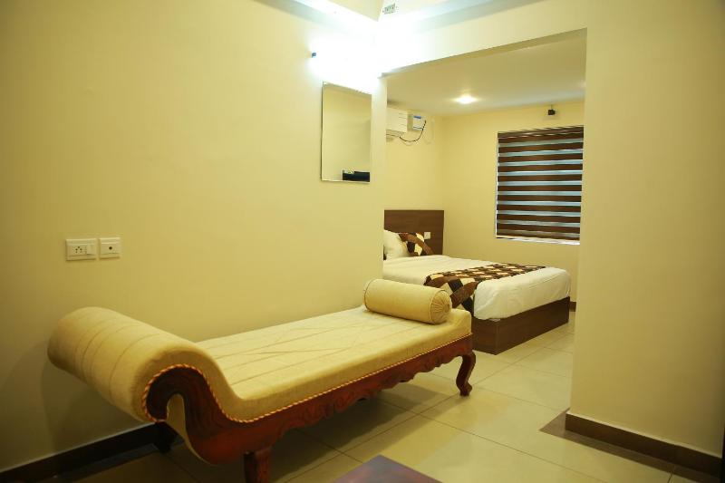KALATHIL TOURIST HOME - image 9
