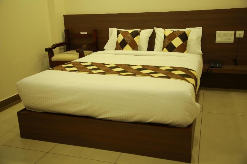KALATHIL TOURIST HOME - image 7