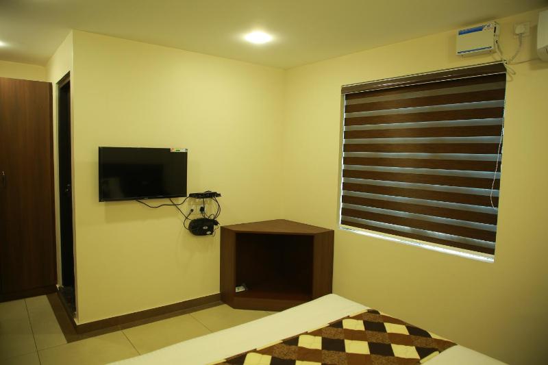 KALATHIL TOURIST HOME - image 25