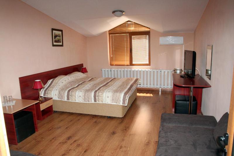 Standard Double Room with Sofa image 3