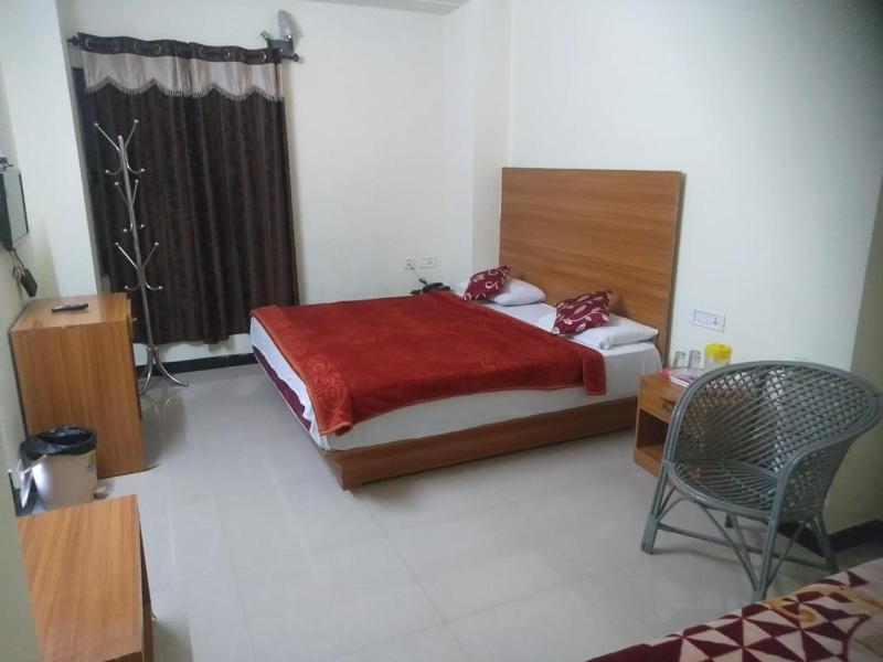 Red Star Holidays - image 7