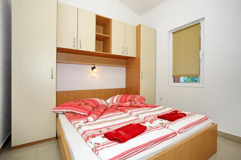 Apartment in Vir with sea view balcony air conditioning Wi-Fi (4595-4) - image 34