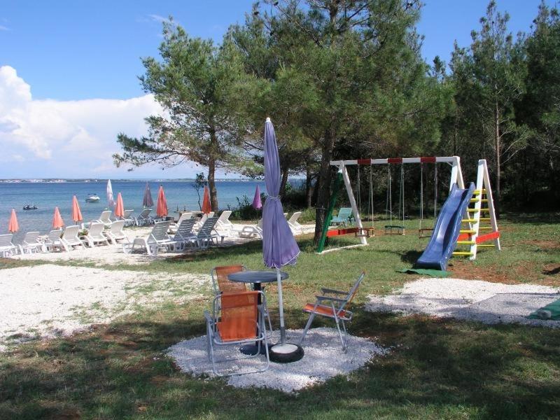 Apartment in Vir with sea view balcony air conditioning Wi-Fi (4595-4) - image 10