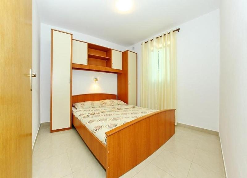 Apartment in Vir with Balcony Air conditioning Wi-Fi (4595-2) - image 25