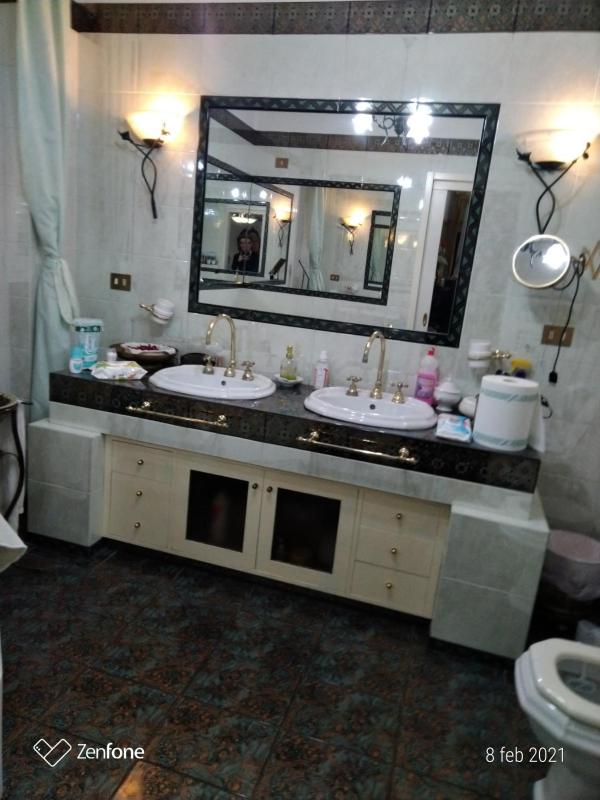 Deluxe Room (2 Adults + 1 Child) image 3