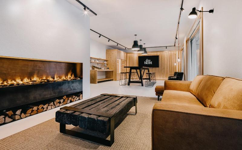 das bleibt Alpine Suites - image 1