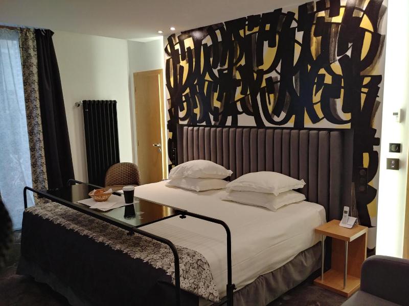 Superior Double or Twin Room image 2