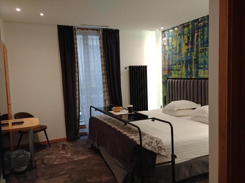 Superior Double or Twin Room image 3