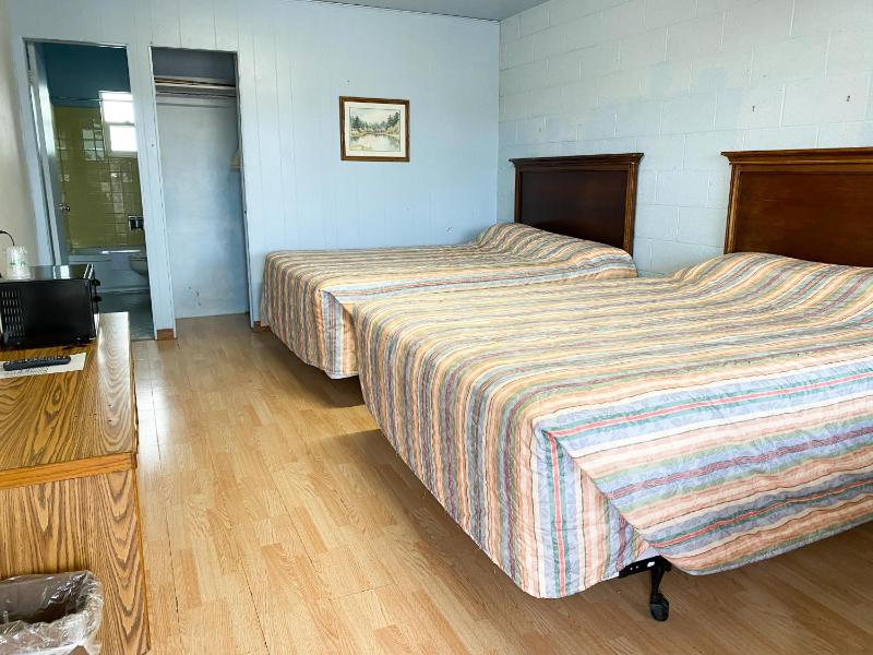 Budget Double Room image 2
