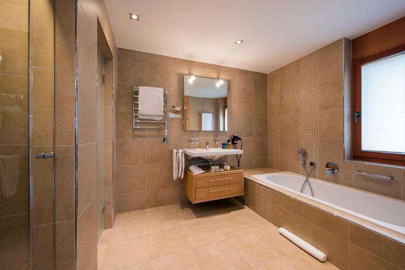 Chalet Shalimar - image 8