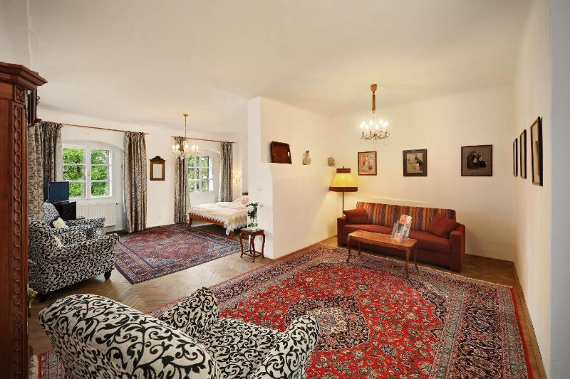 Hotel Konvice - image 8
