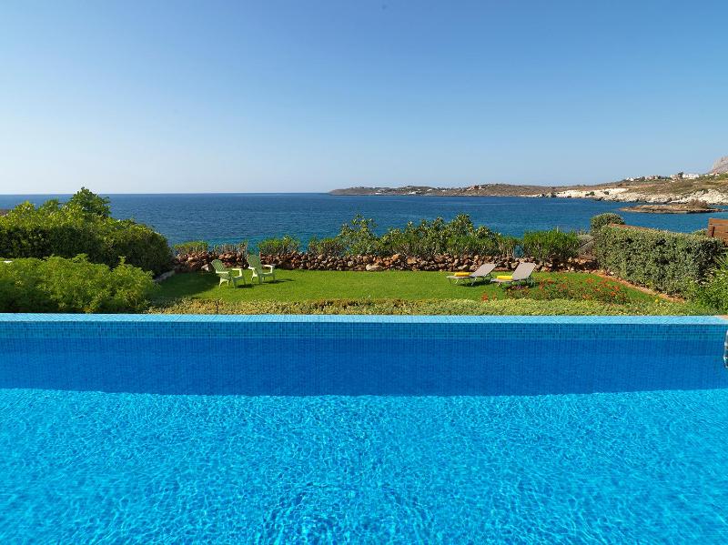 Villa Anemos by Estia - image 11