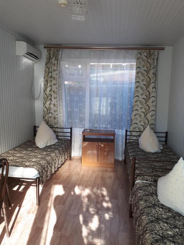 Budget Triple Room image 2