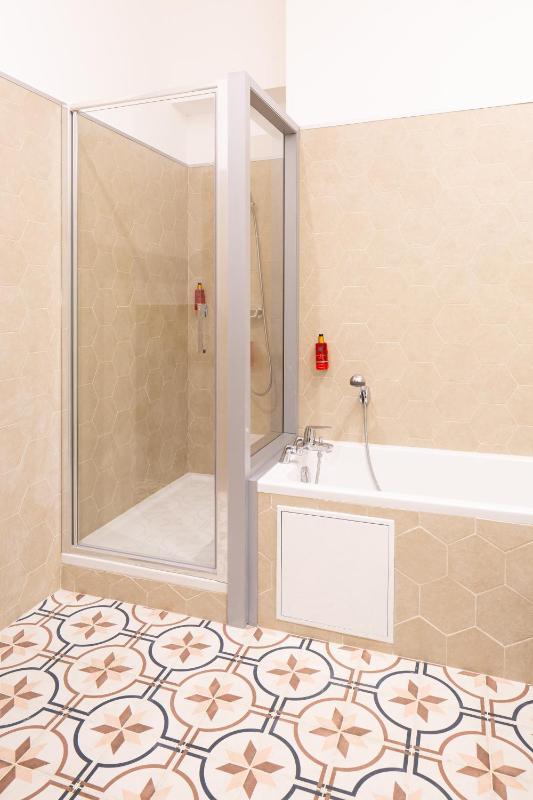 Superior Apartment (4 - 6 Adults) image 2