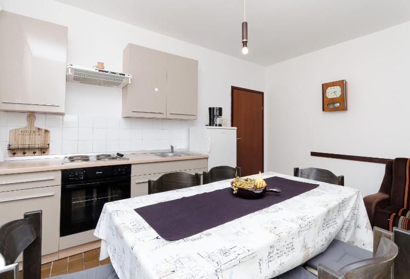 House Andrijana - image 29