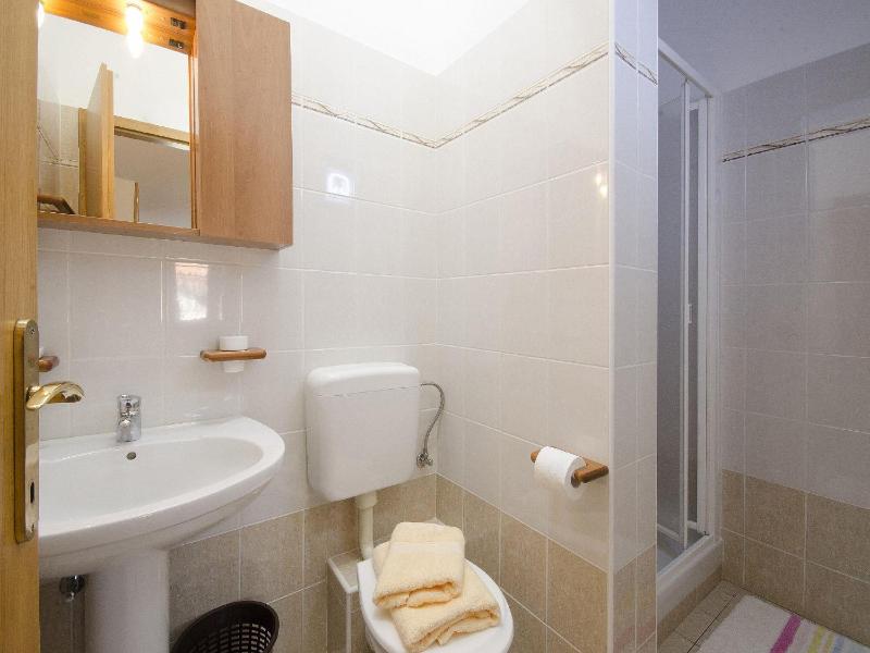 Apartment image 3