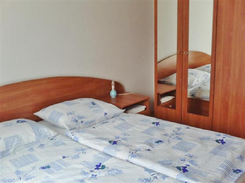 Apartment image 4