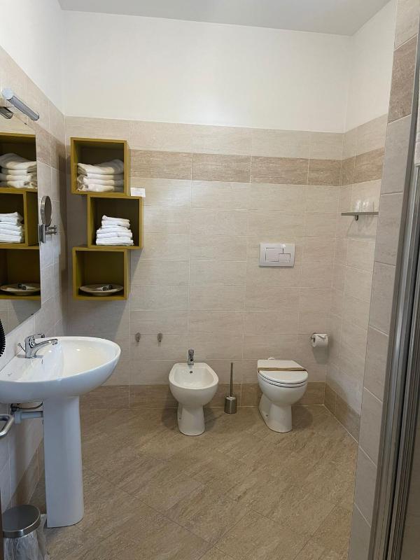 Standard Double Room image 1