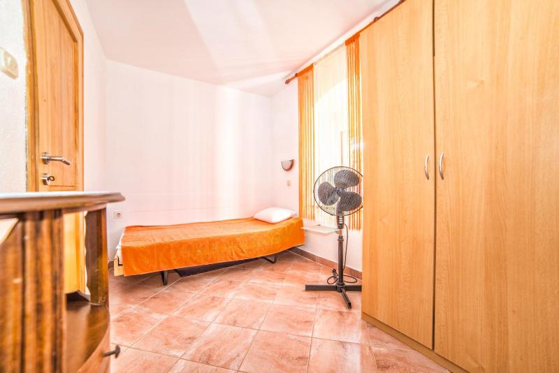 Apartment image 4