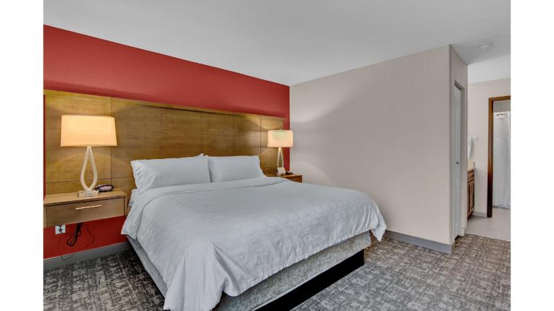 Two-Bedroom Suite image 4