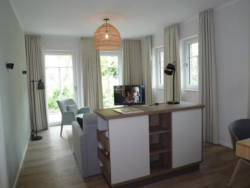 Junior Suite with Balcony image 3