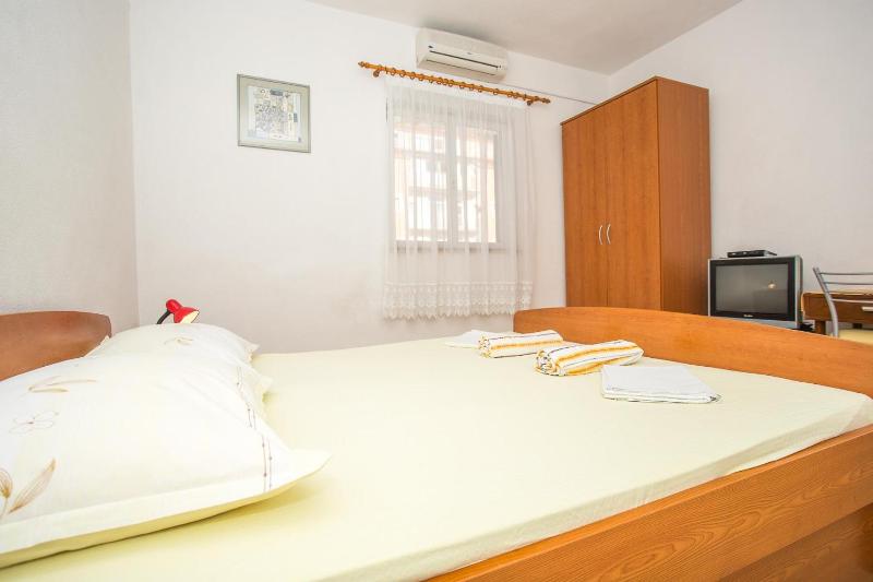Apartments Nuic - image 21
