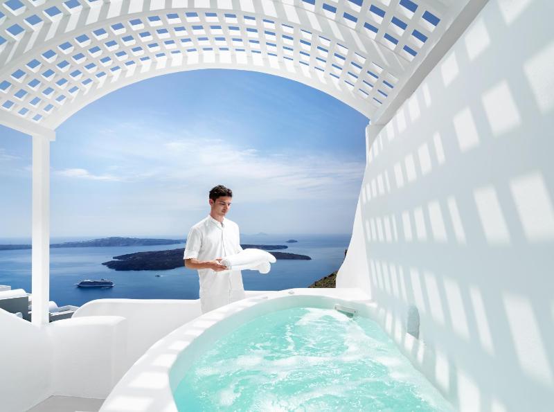 Tholos Honeymoon Suite with Private Outdoor Hot Tub and Caldera View image 1