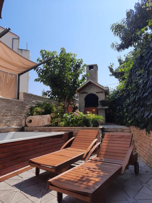 Comfort Apartment with Terrace - Groundfloor image 4