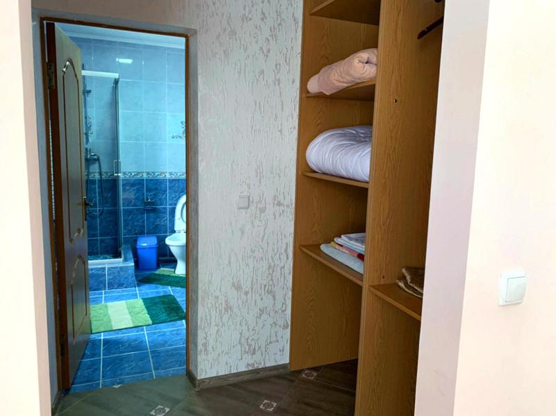 Deluxe Double Room (2 Adults + 1 Child) image 3