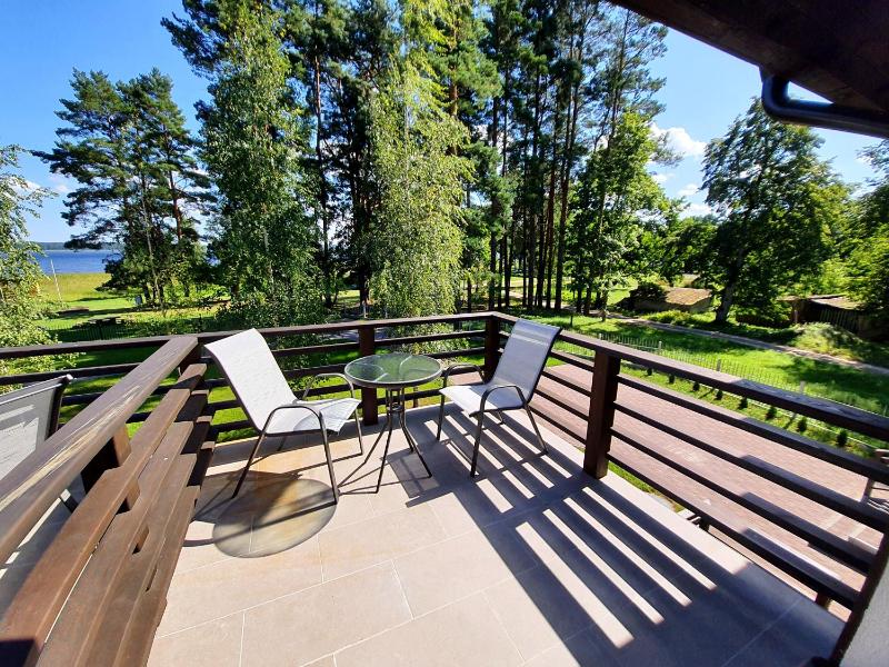 Double Room with Patio image 4