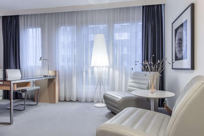 Radisson Blu Hotel Malmo - image 35