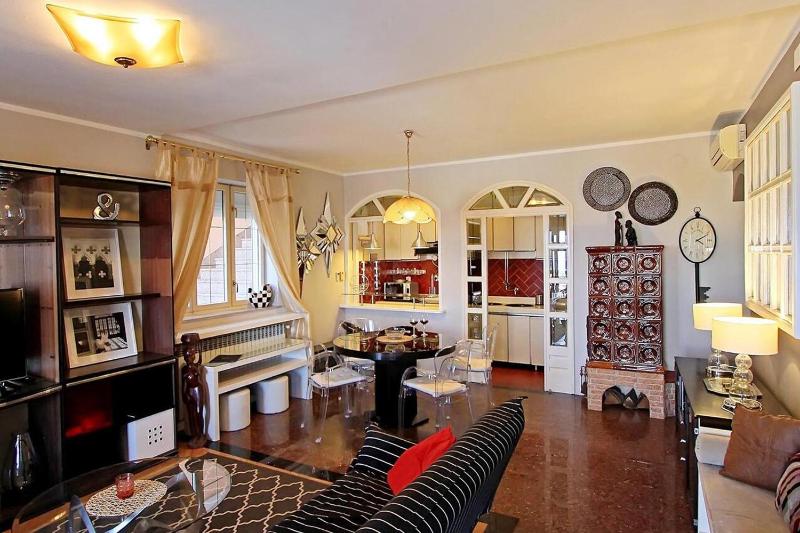 Two-Bedroom Apartment with Terrace and Sea View image 3