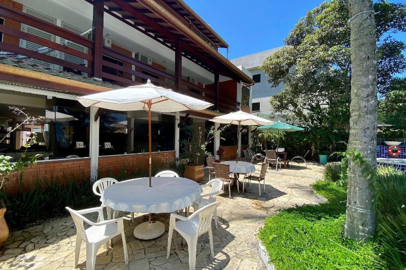 Magnífica casa pé na areia 4 suítes c/ ar e piscina - image 39