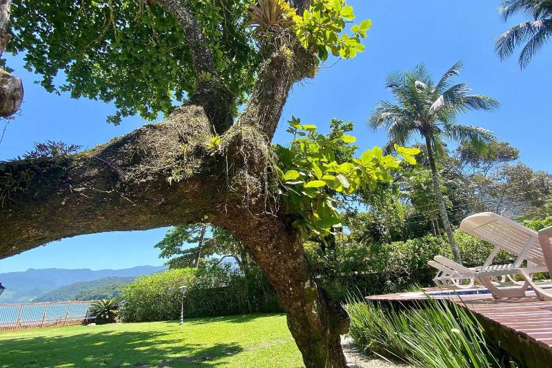 Magnífica casa pé na areia 4 suítes c/ ar e piscina - image 5