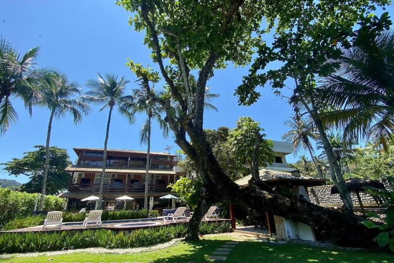 Magnífica casa pé na areia 4 suítes c/ ar e piscina - image 46
