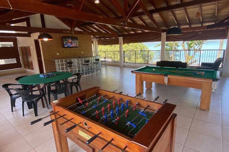Magnífica casa pé na areia 4 suítes c/ ar e piscina - image 17