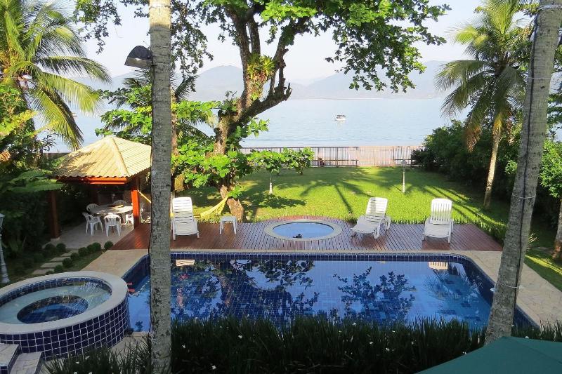 Magnífica casa pé na areia 4 suítes c/ ar e piscina - image 22