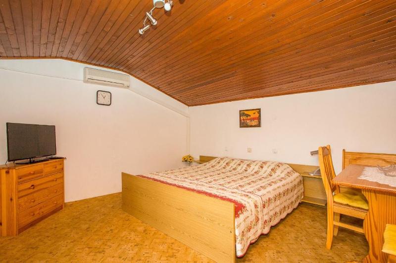 Apartment image 2