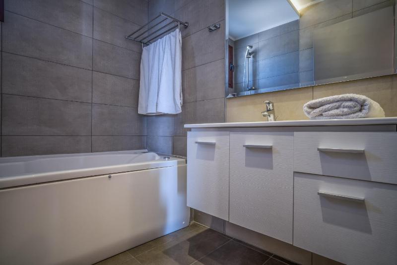 Areti - Seaside Three Bedroom Villa with Private Pool and Sea View image 4