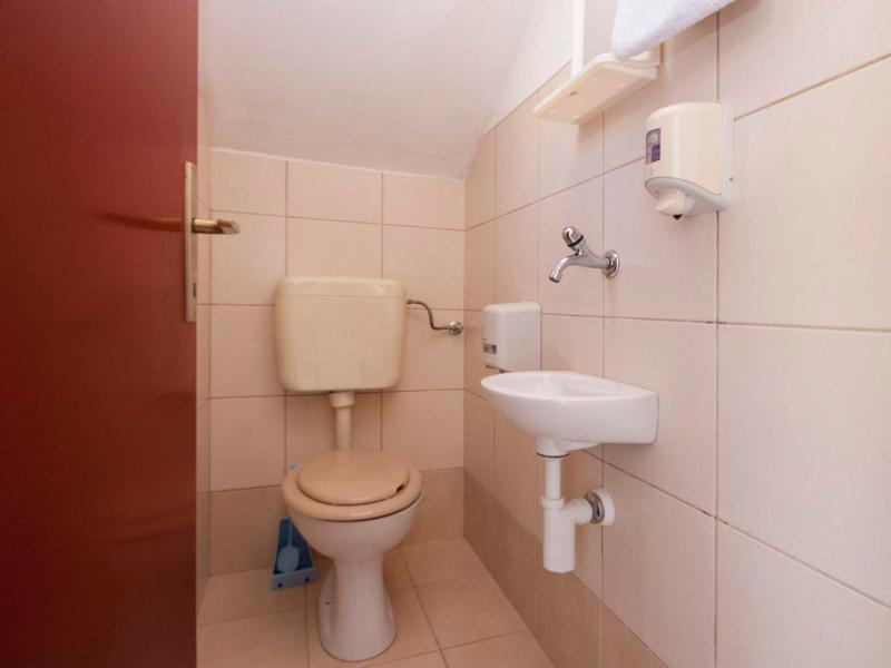 Apartments Škarpa 1601 - image 27
