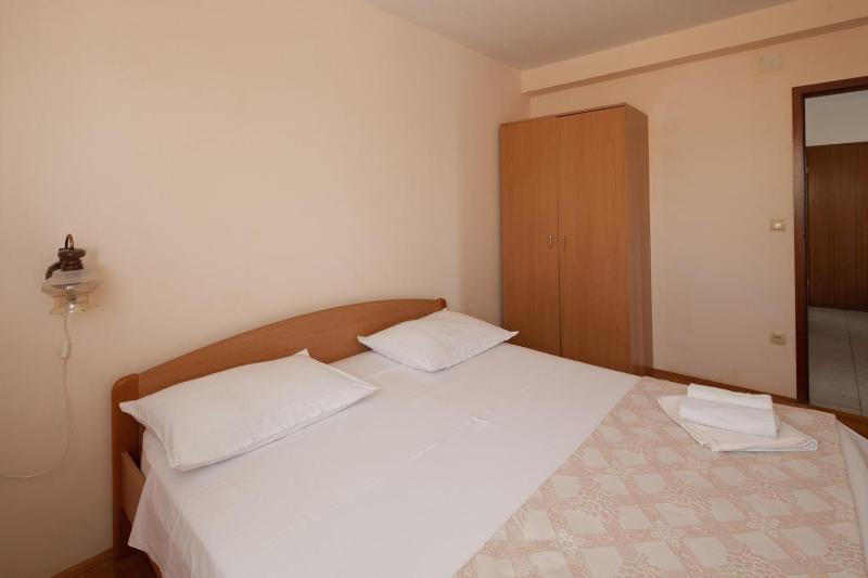 Apartment image 2