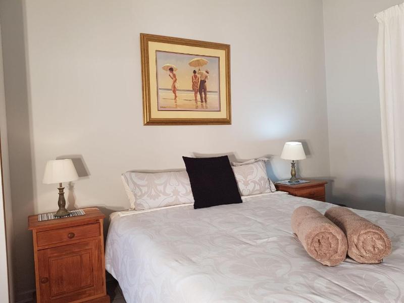 Point Village Accommodation - Ocean Two 12 - image 10
