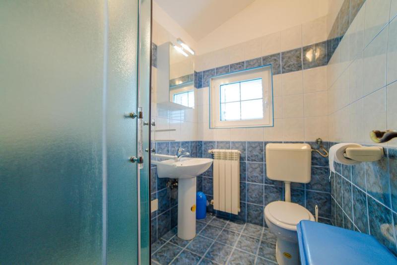 Apartment image 4